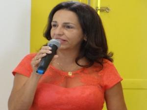 Prefeita Alice alega perseguição política e derruba liminar.