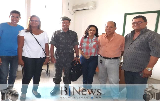 Prefeita Alice Maria Britto é empossada presidente da Junta de Serviço Militar.