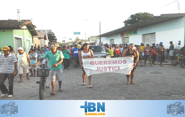 Sepultamento de jogador assassinado no centro da cidade é marcado por emoção e revolta..