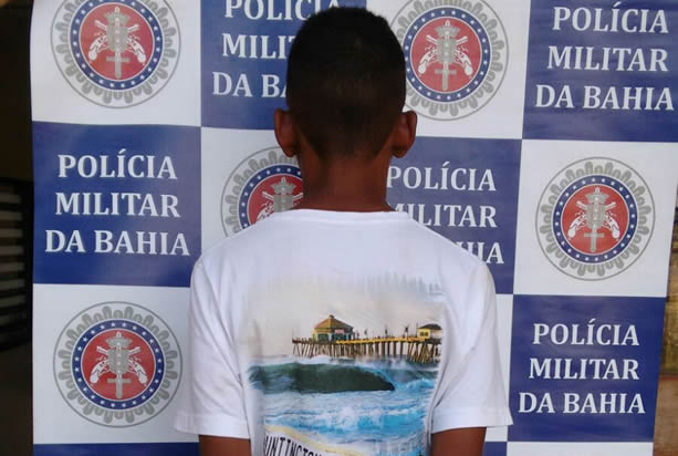 Menor homicida é preso pela Policia Militar de Santa Cruz Cabrália.