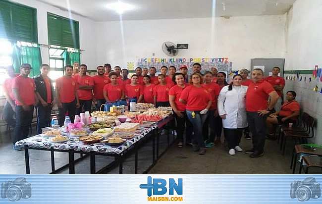 Alunos do curso de Bombeiros Civis realizam trabalho voluntário em Belmonte.