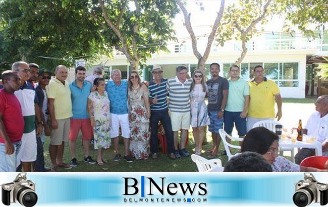 Familiares e amigos realizam festa surpresa para o futuro prefeito Jânio Natal.