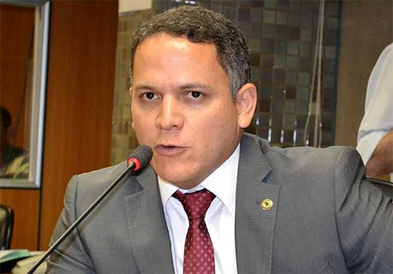 Oposição ao Governador Rui Costa ameaça entrar na justiça para barrar aumento da EMBASA.