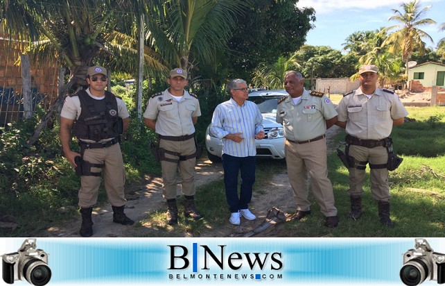 Prefeito Janival e comando da Polícia Militar discutem a construção da nova sede do policiamento.