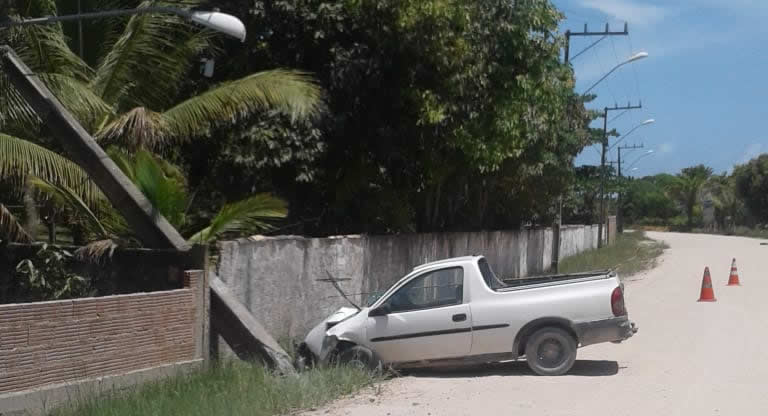 Obras inacabadas na BA-001 causam 03 acidentes graves em Belmonte.