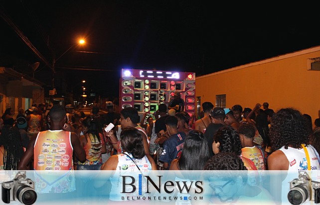 Blocos de Carnavais continuam comandando a folia em Belmonte.