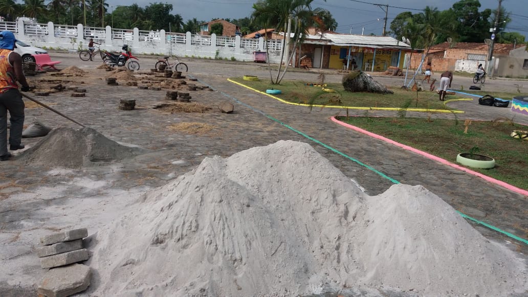 Associação de moradores da Ponta de Areia se pronuncia sobre a situação da Praça da Delegacia.