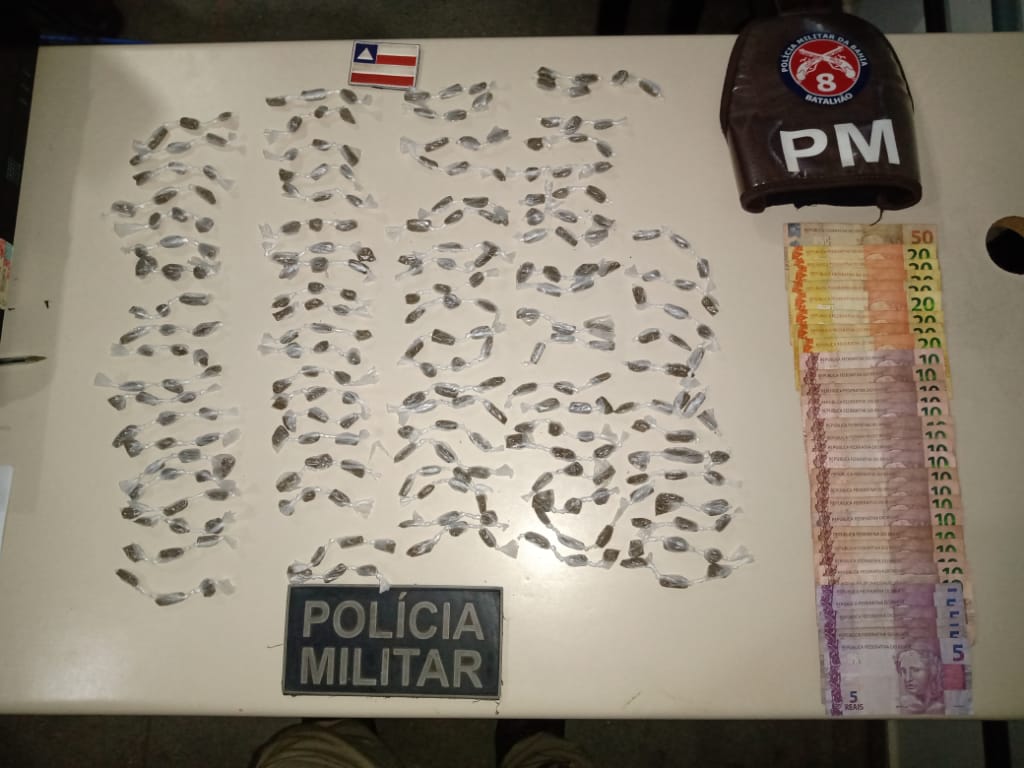 PM prende duas mulheres por tráfico de drogas em Belmonte.