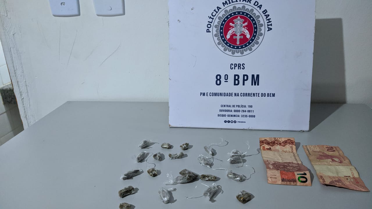 PM apreende adolescente traficando drogas no Centro de Belmonte.